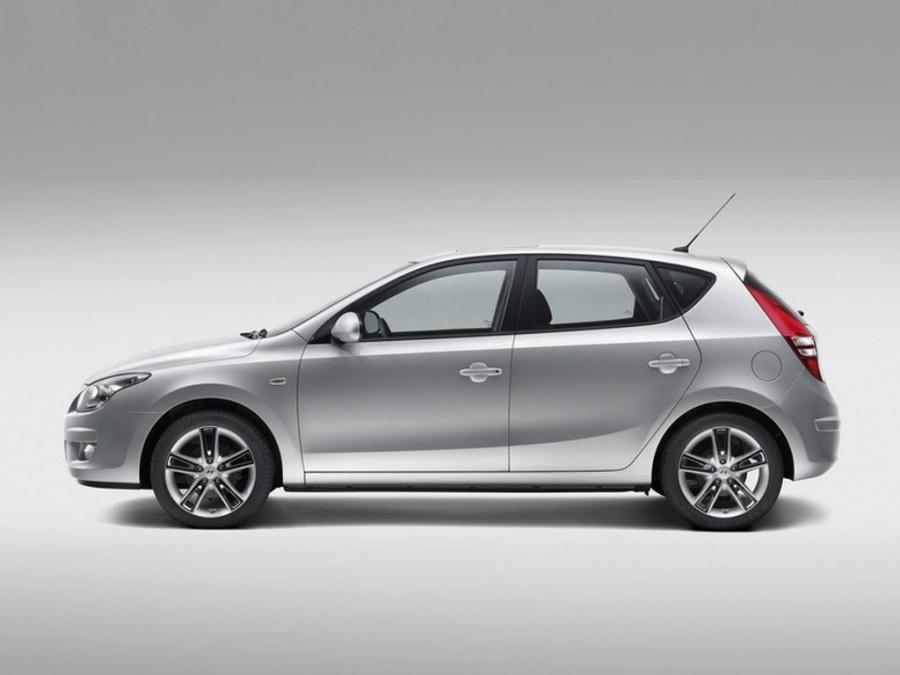  Hyundai i30 2007 года  (фото 8 из 33)